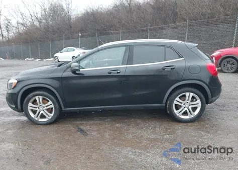 2015 Mercedes-Benz Gla 250 z USA, uszkodzony, nr VIN WDCTG4EB6FJ111093